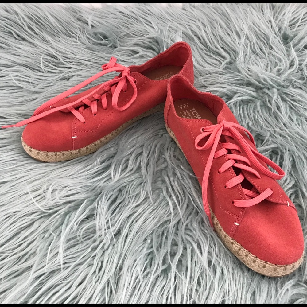 TOMS Espadrilles